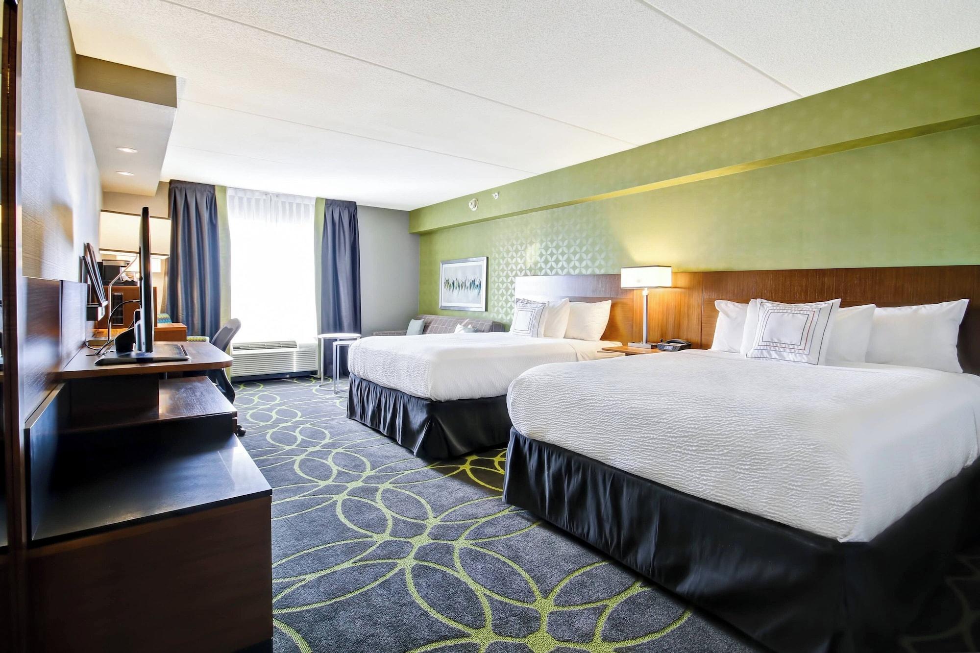 Studio, Suite, Multiple Beds