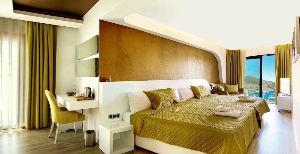 Rhapsody Hotel Kalkan - Adults Only +12 37/88