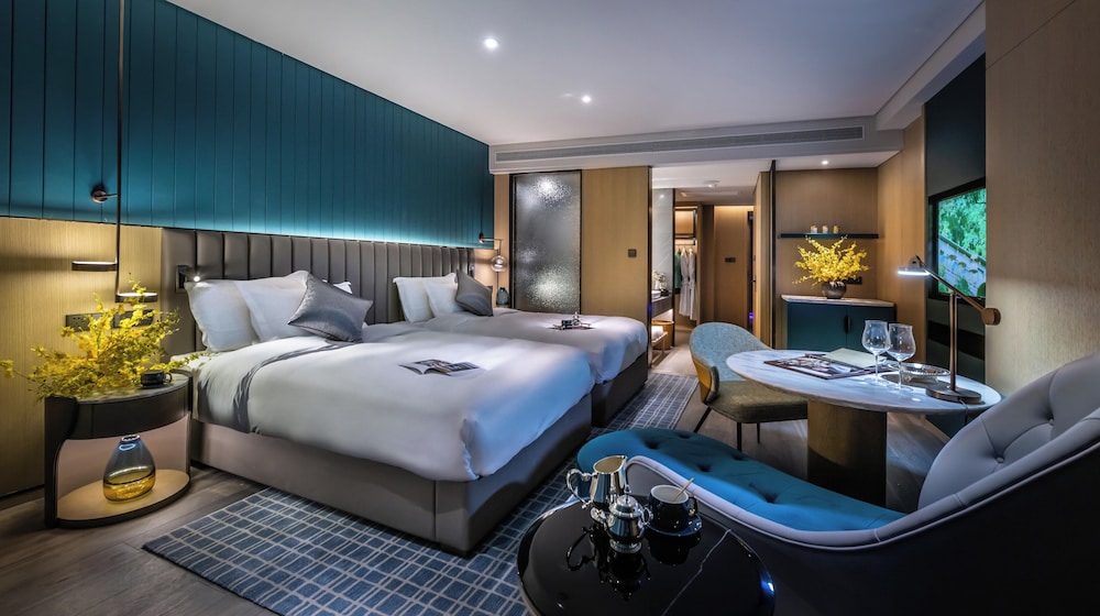 Elegant Hotel (Zhujiang New Town Canton Tower) 15/48