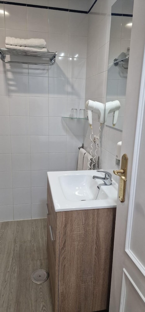 Candisol Cozy Inns 25/26