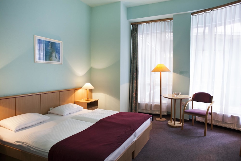 Pilvax Hotel Budapest 14/75