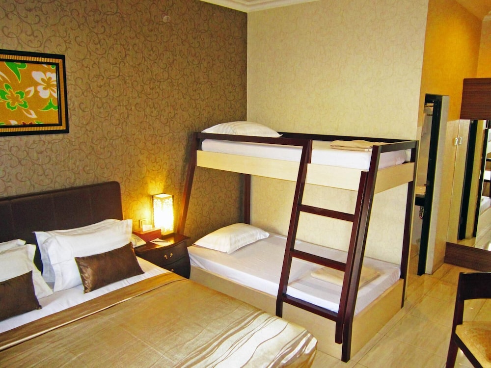 C3 Hotel Ungaran 11/33
