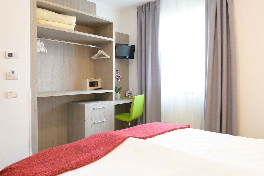 Hotel Venezia 38/68