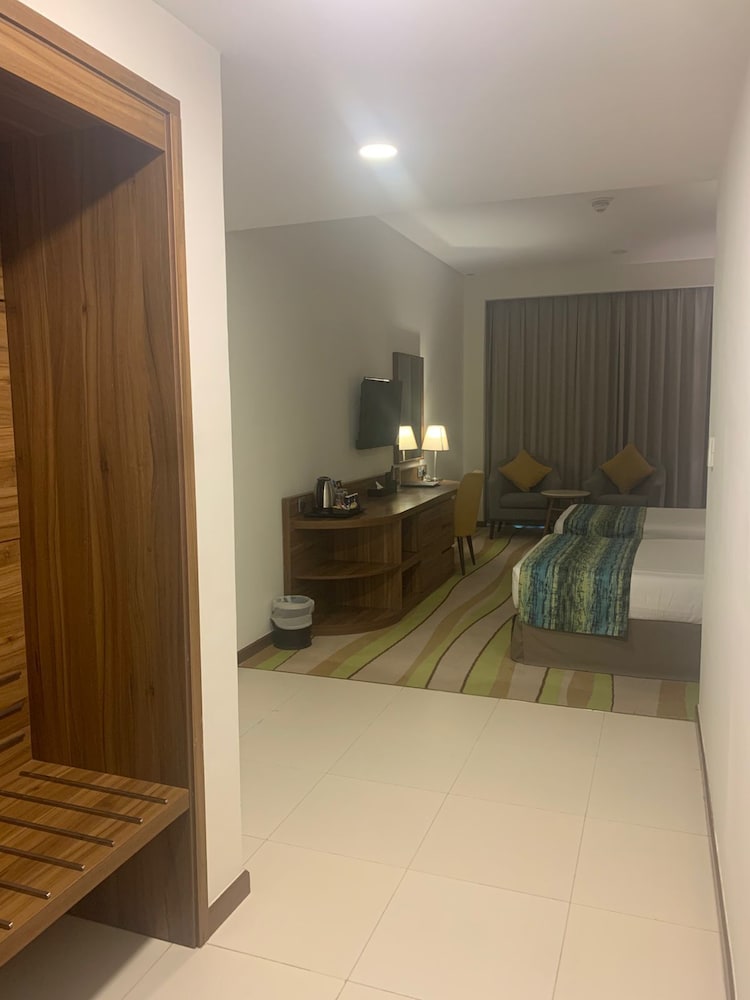 SUPERIOR, TWIN BEDS