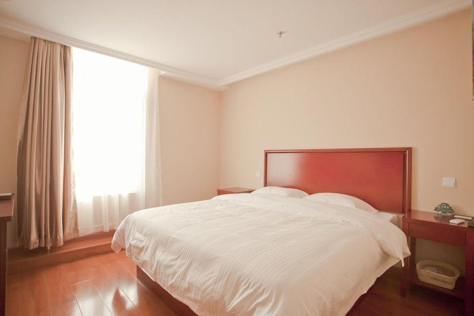 Room, Double Bed