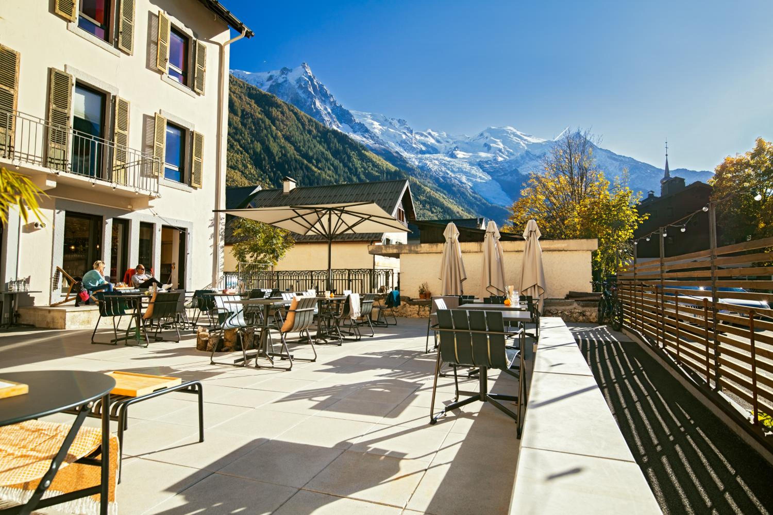 Cosmiques Hotel 31/40