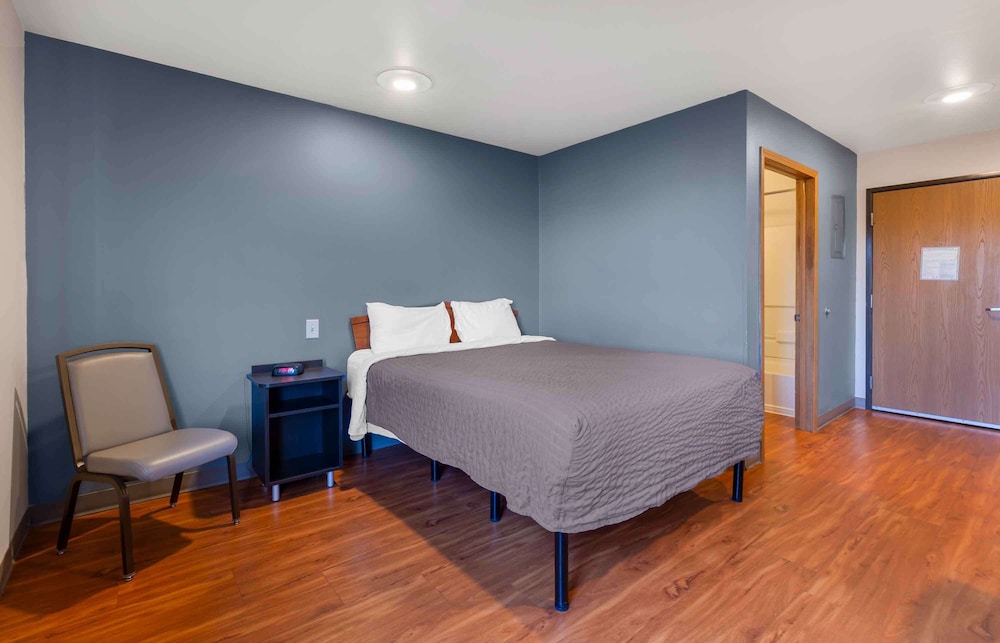 Extended Stay America Select Suites Fayetteville Fort Bragg 28/50