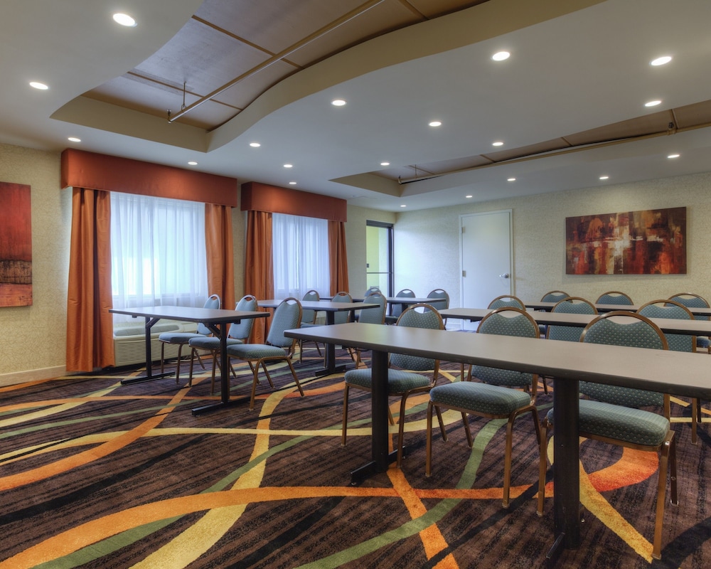 Sleep Inn & Suites West Knoxville 32/37