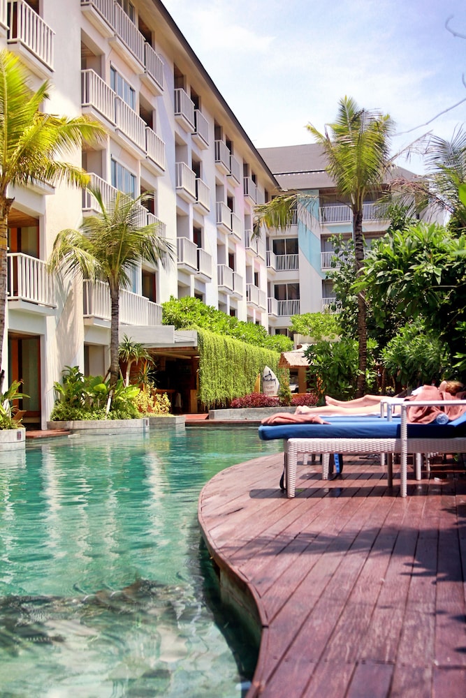 Bliss Surfer Bali By Tritama Hospitality 6/70