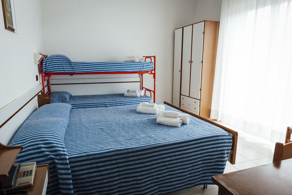 Hotel Montecarlo 22/68