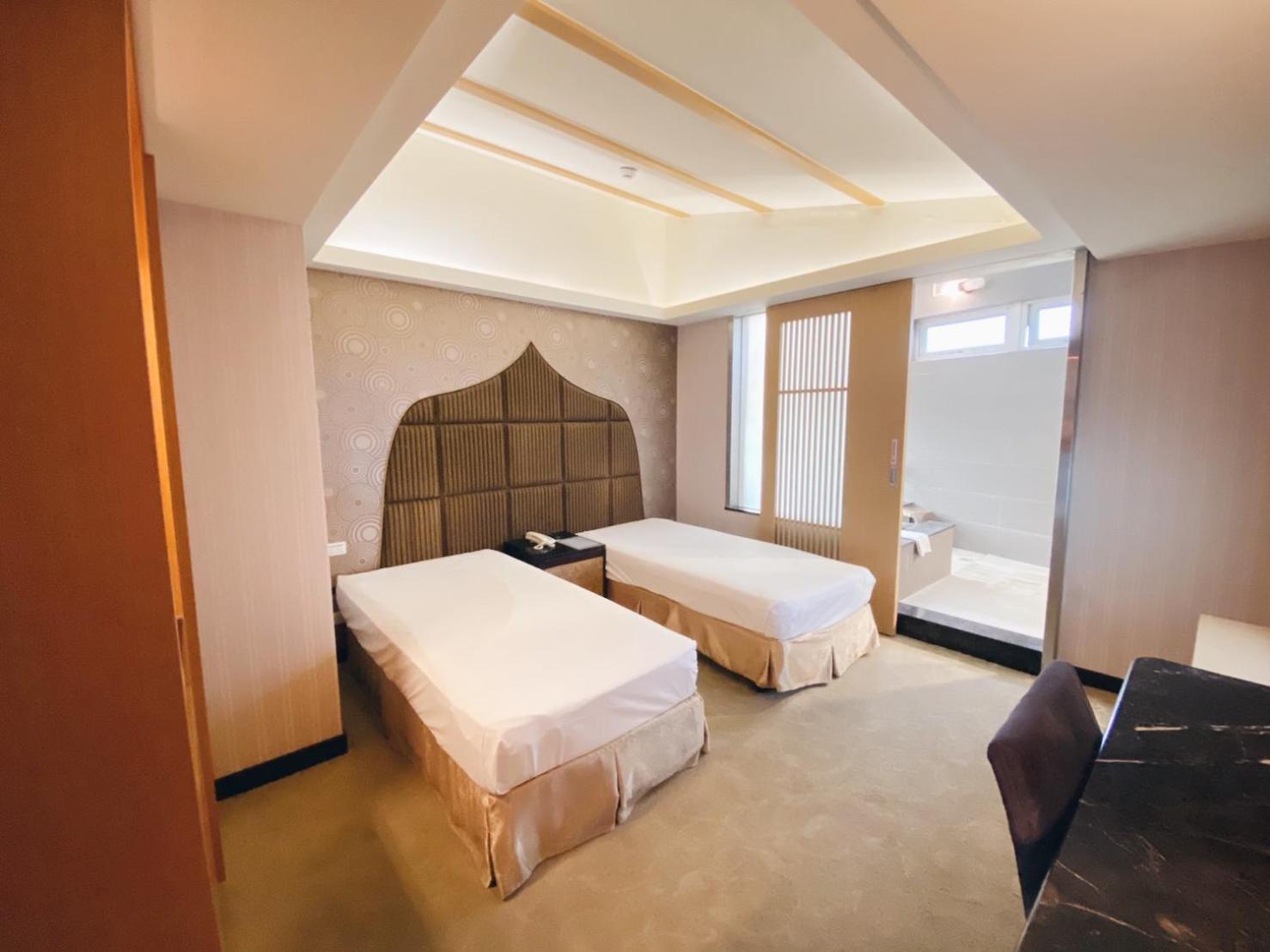 Jinshan Bay Spring Resort 18/45