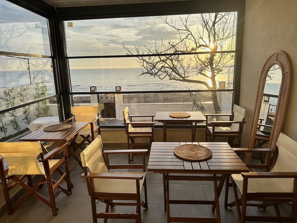 Kingway Suite 32/45