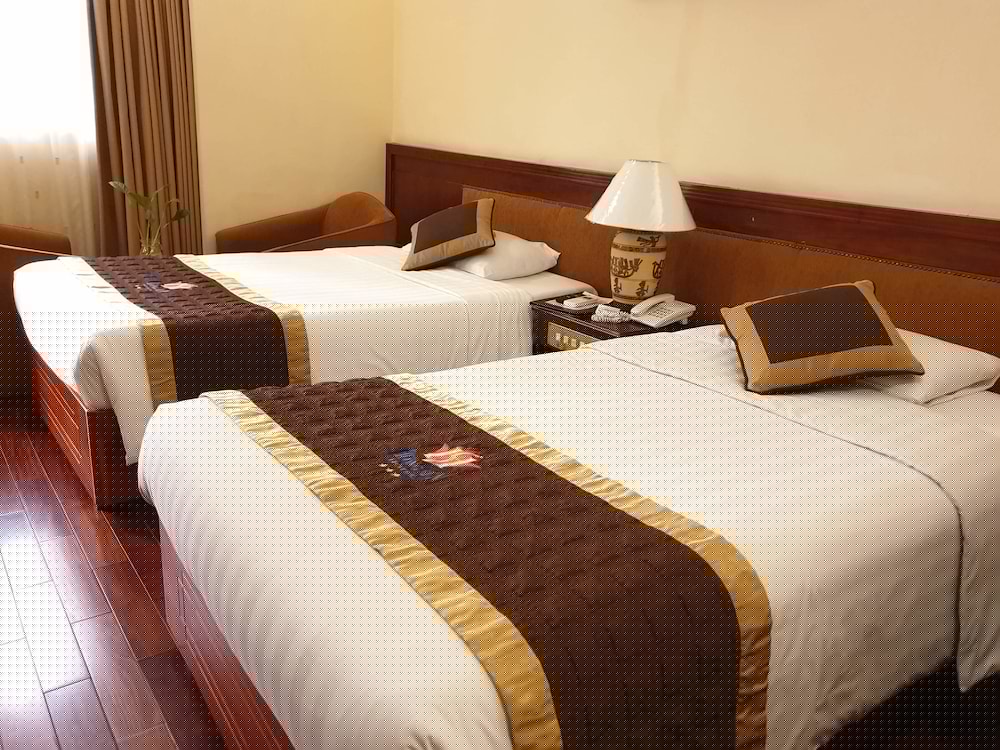 Huong Sen Hotel 14/71