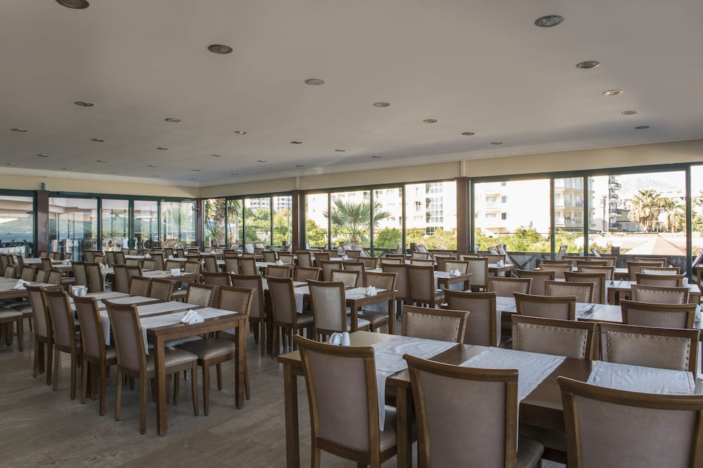 Class Beach Otel 31/50