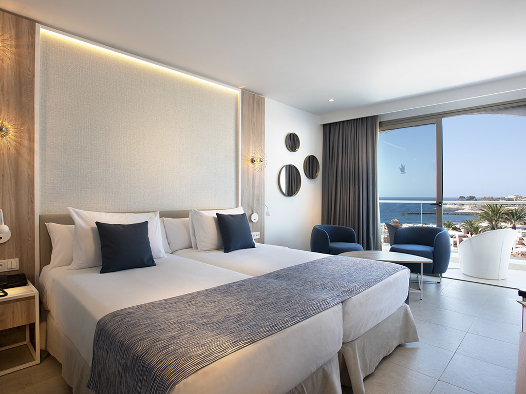 Platinum, Junior Suite, Single, Sea View