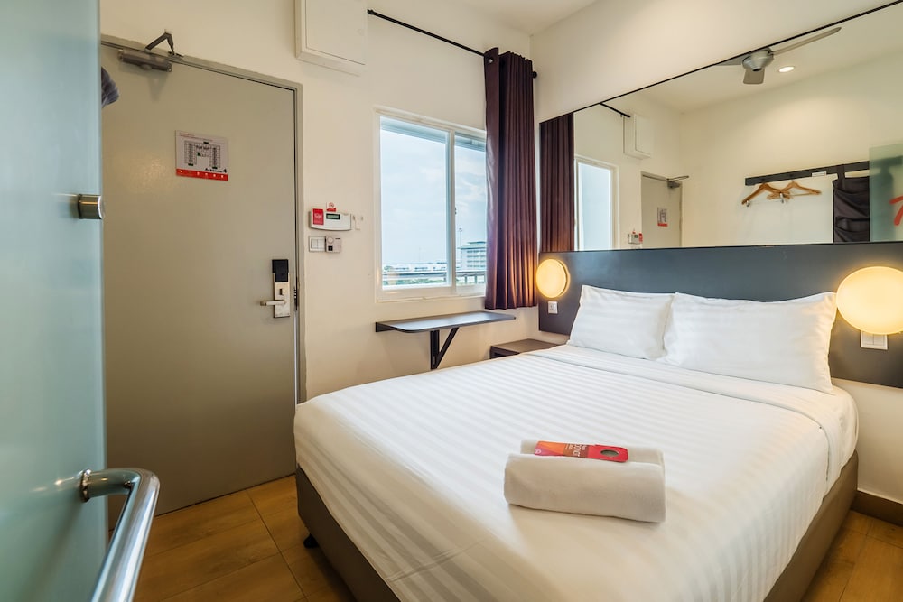 Tune Hotel Klia Aeropolis 22/52