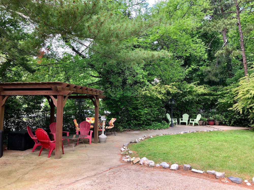 Alpine Inn 5/47