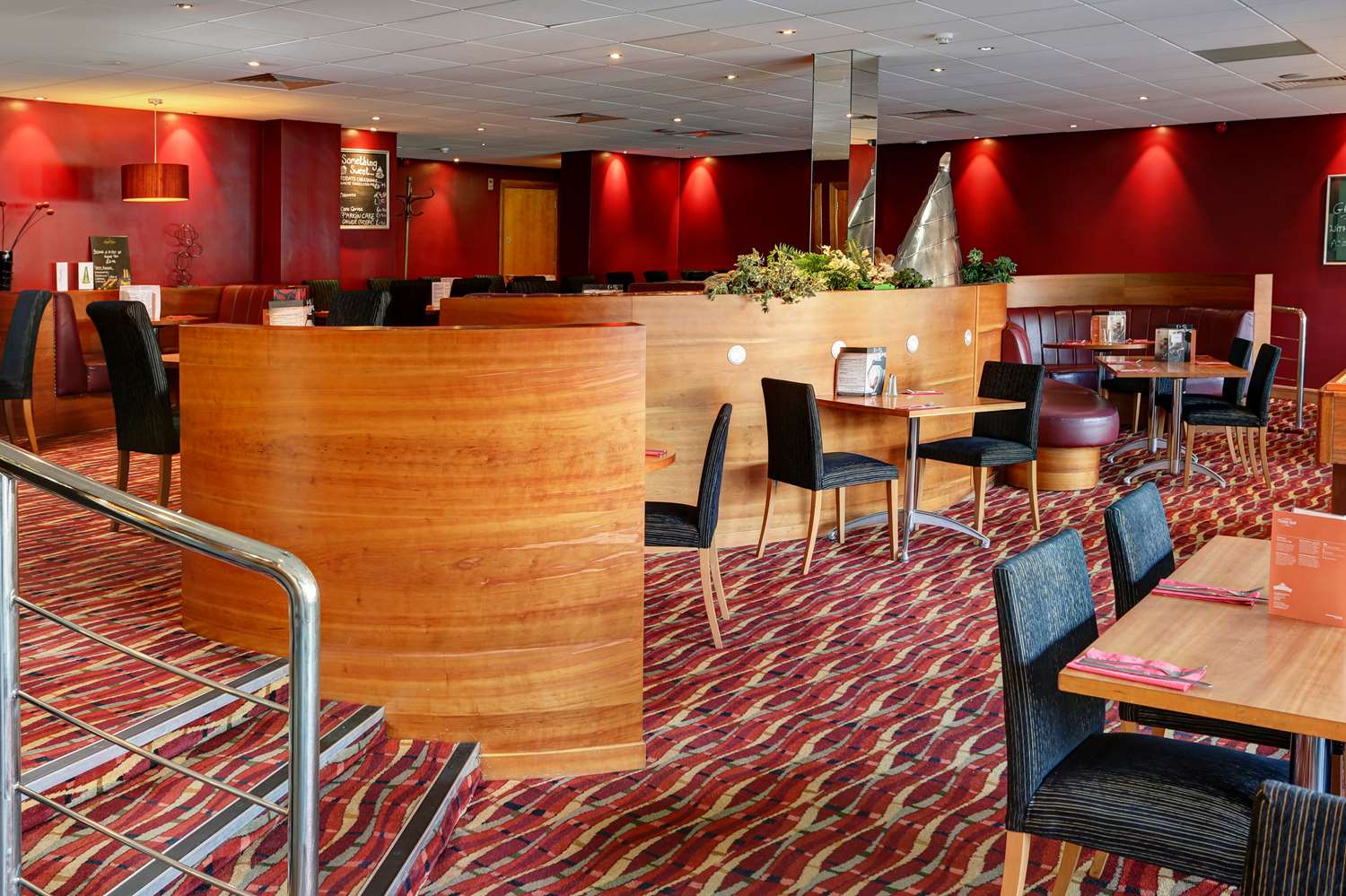 Best Western Kings Manor Hotel 39/56