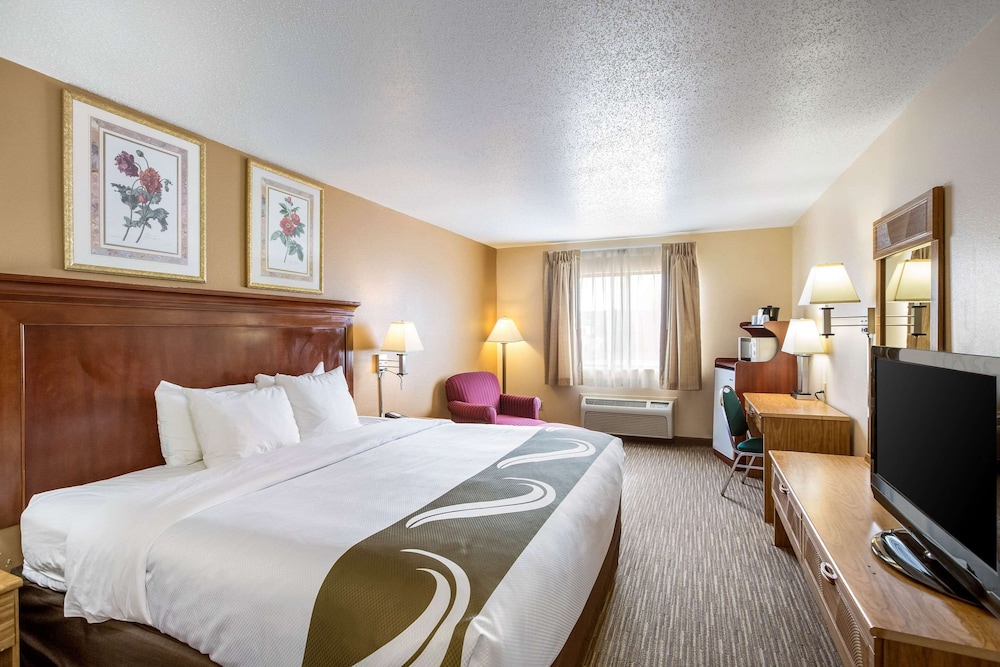 Standard, King Bed