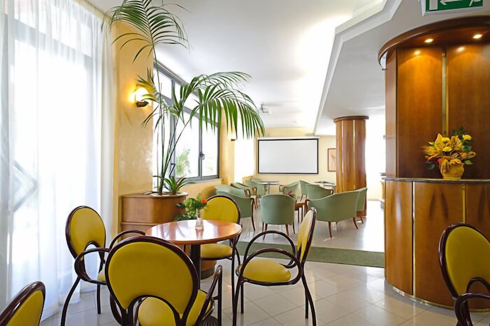 Petrarca Hotel 33/50