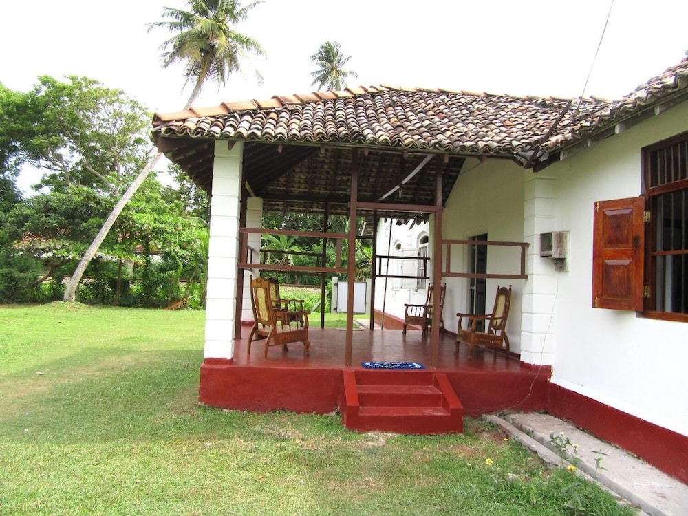 The Colonial Villa 12/14