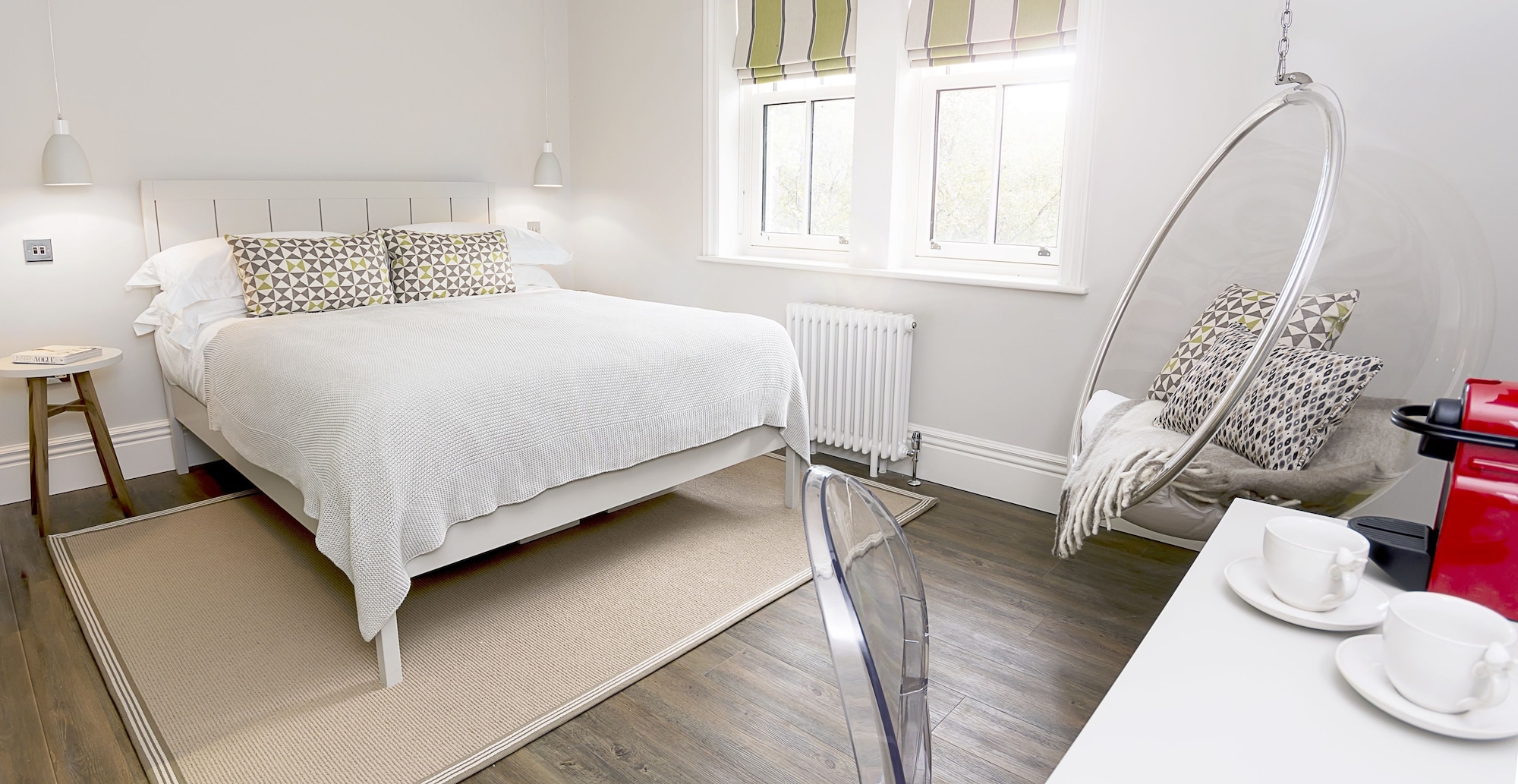 QUEEN BED, PARK VIEW