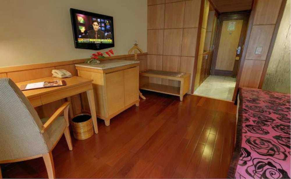 Jaypee Siddharth Hotel 39/47