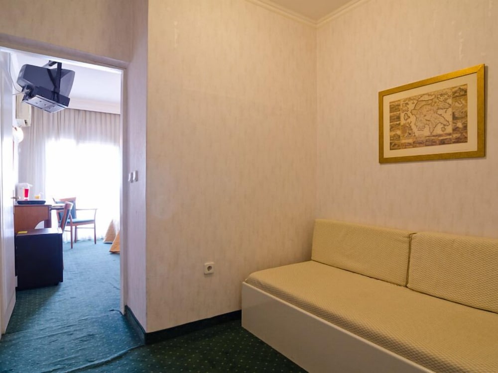 Vergina Hotel (ex Best Western Vergina) 38/72