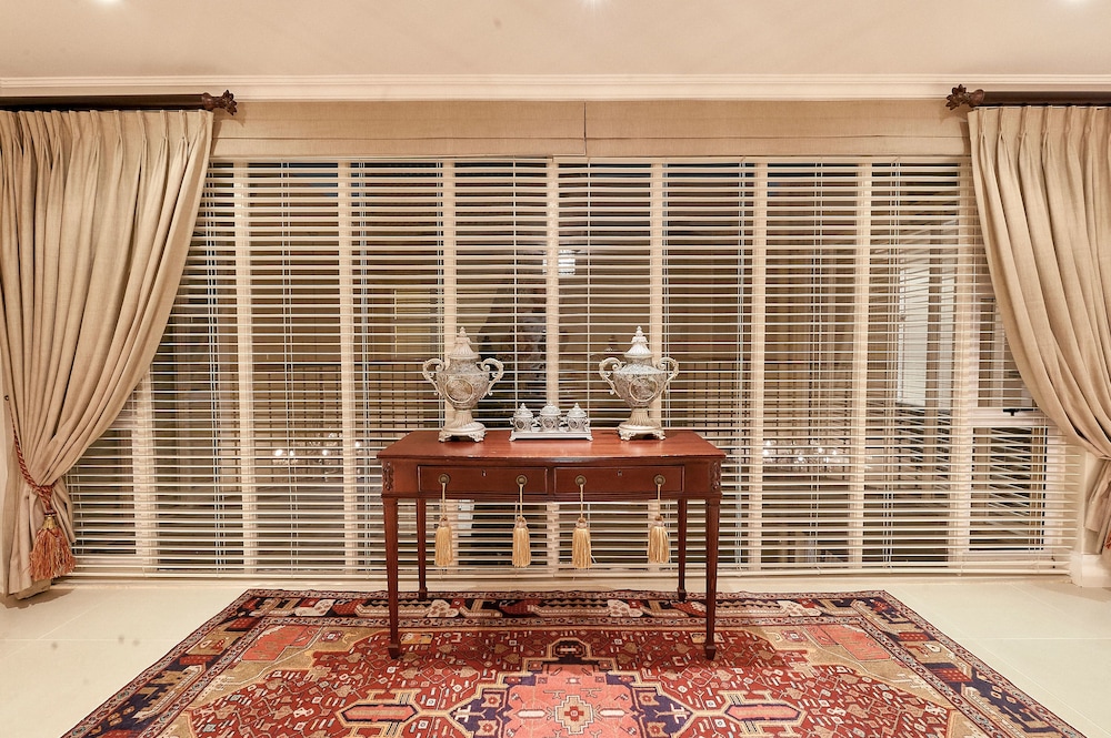 Forest Manor Boutique Guesthouse 5/40