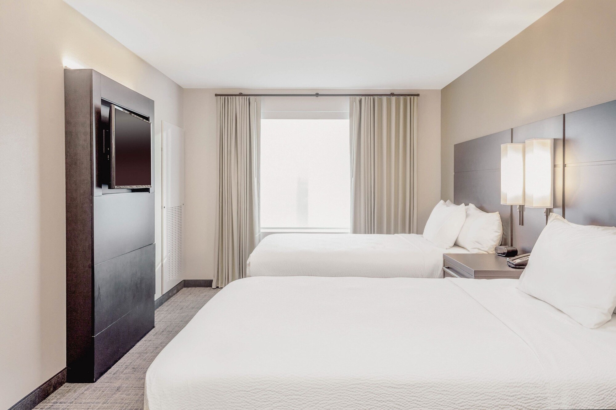 2 Bedrooms, Suite, King and Queen Bed, Sofa