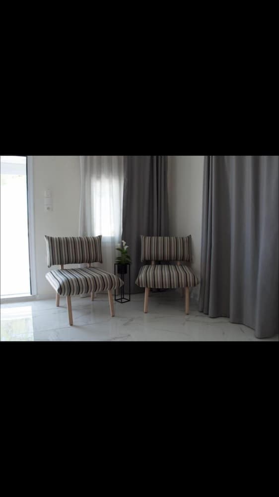 Aelia Sea View Studios 14/42