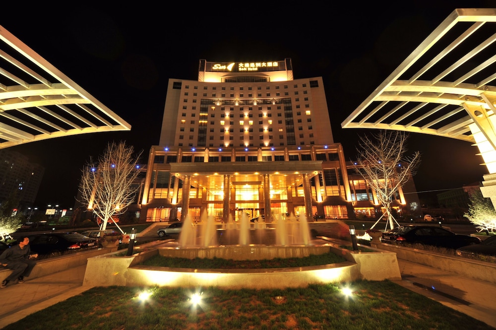 S N Hotel Dalian 3/25