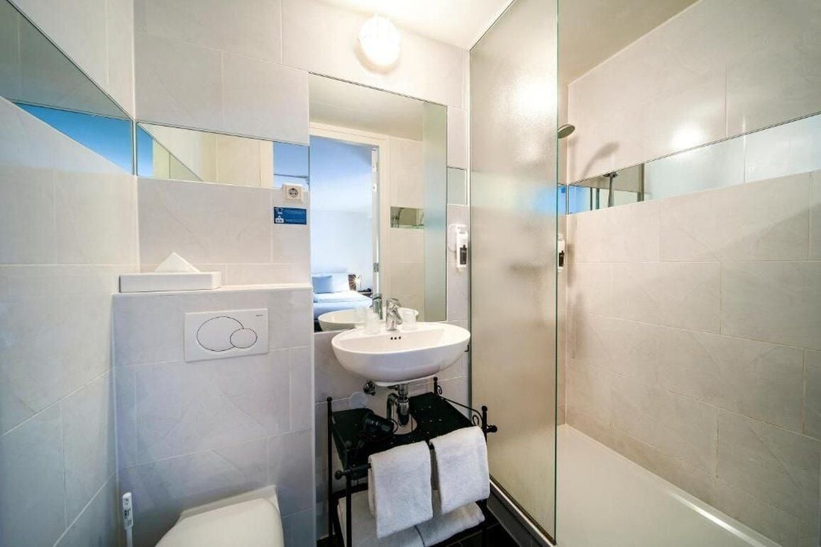 غرفة جونيور بسرير مزدوج، H2OTEL Rotterdam 5/5