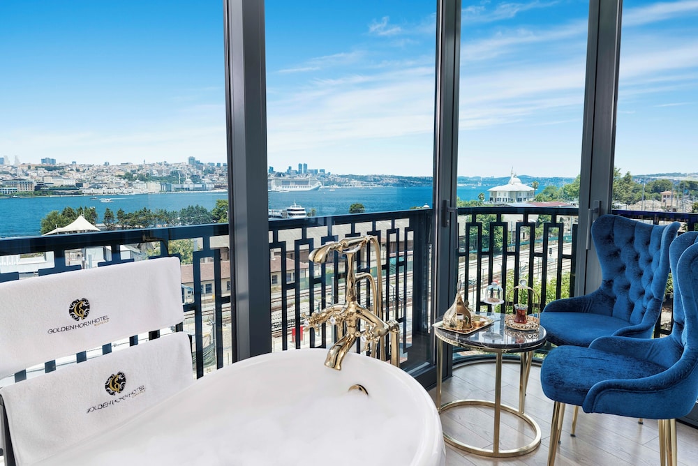 Golden Horn Bosphorus Hotel 56/64