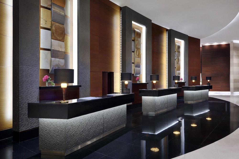 Lobby at JW Marriott Hotel Marina, DUBAI