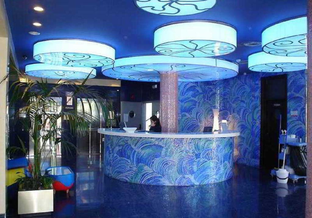 Hotel Magic inn 10/60