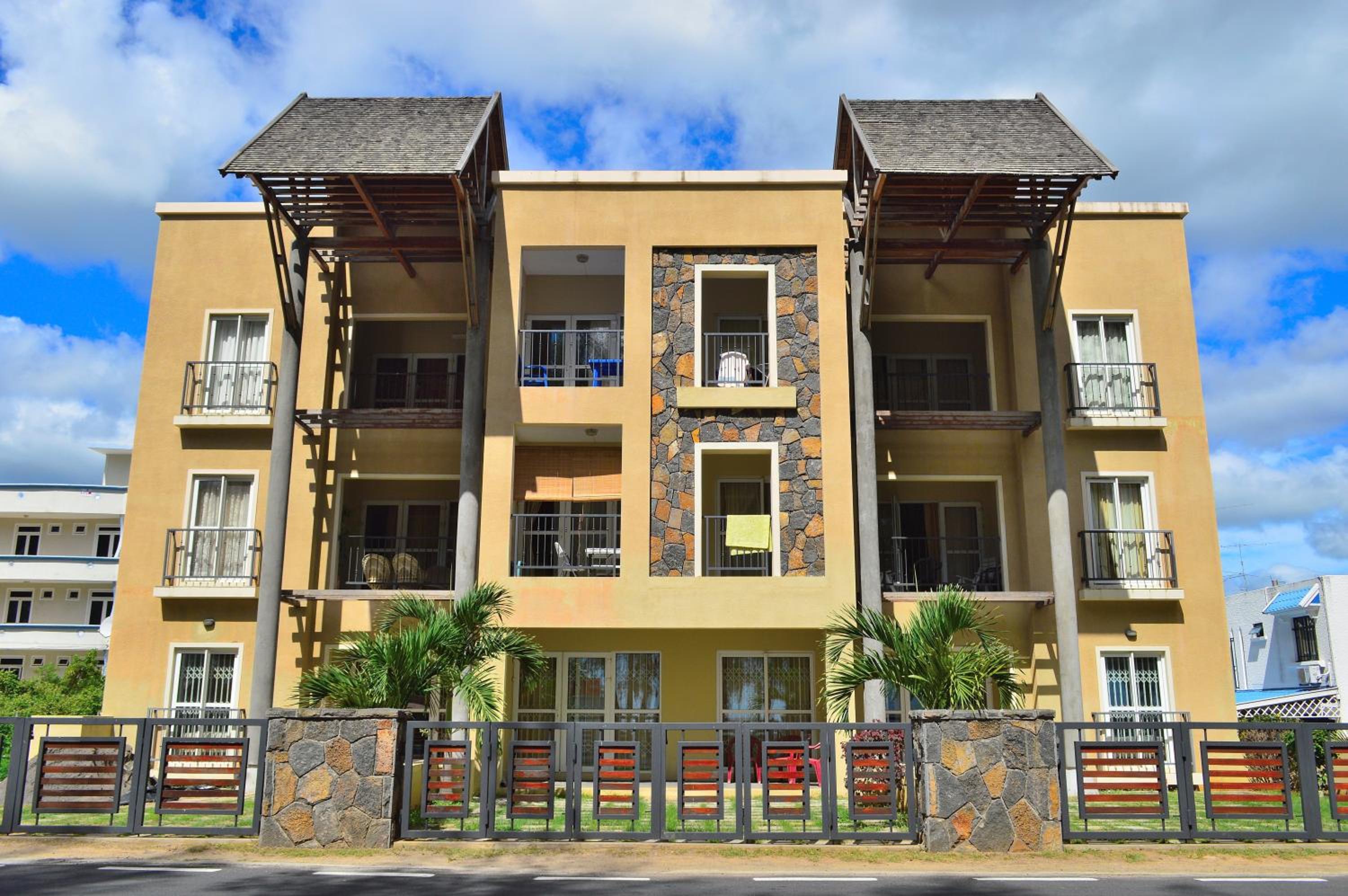 Paradya Beach Apartments 2/20