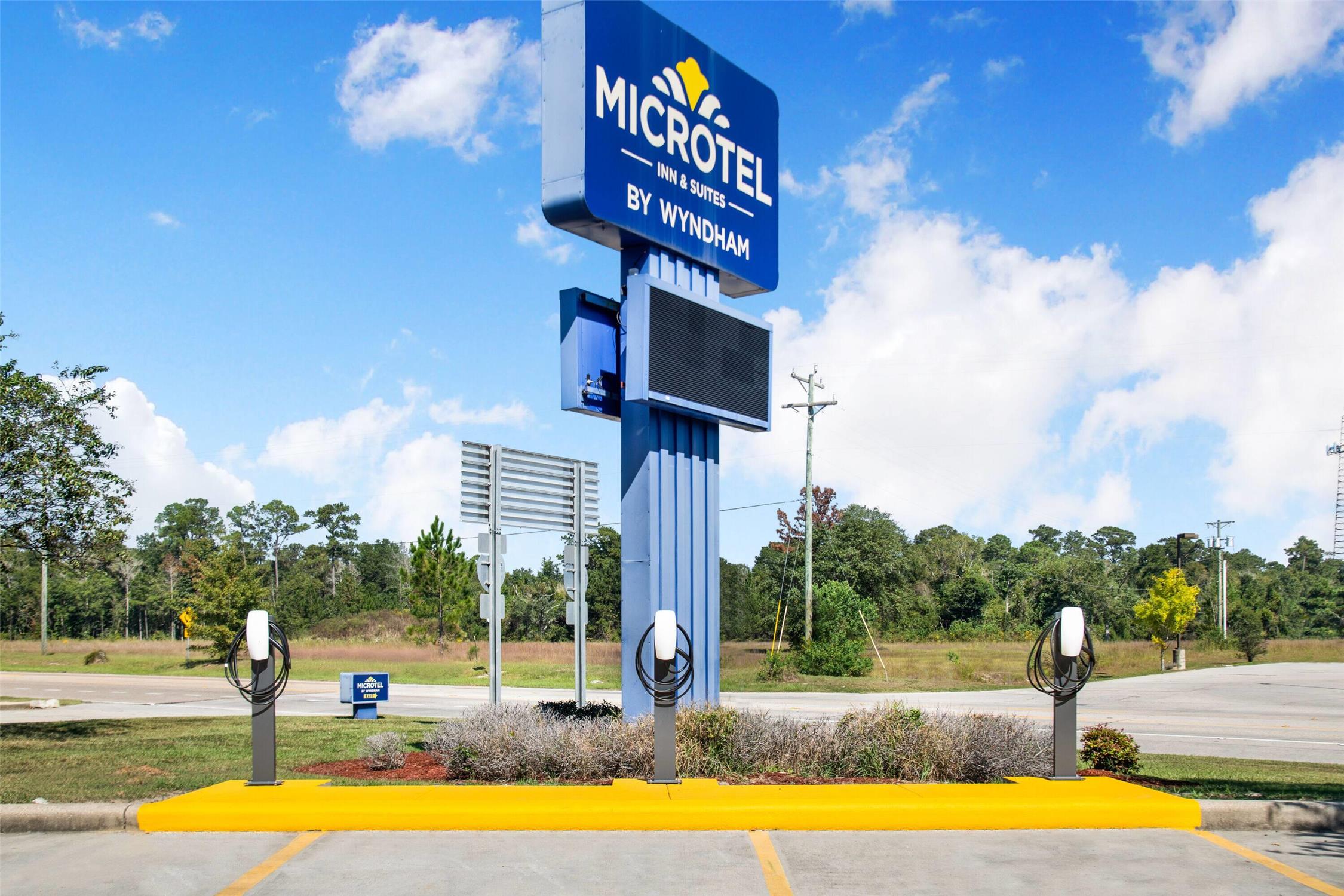 Microtel Inn and Suites By Wyndham Pearl River /Slidell 14/19