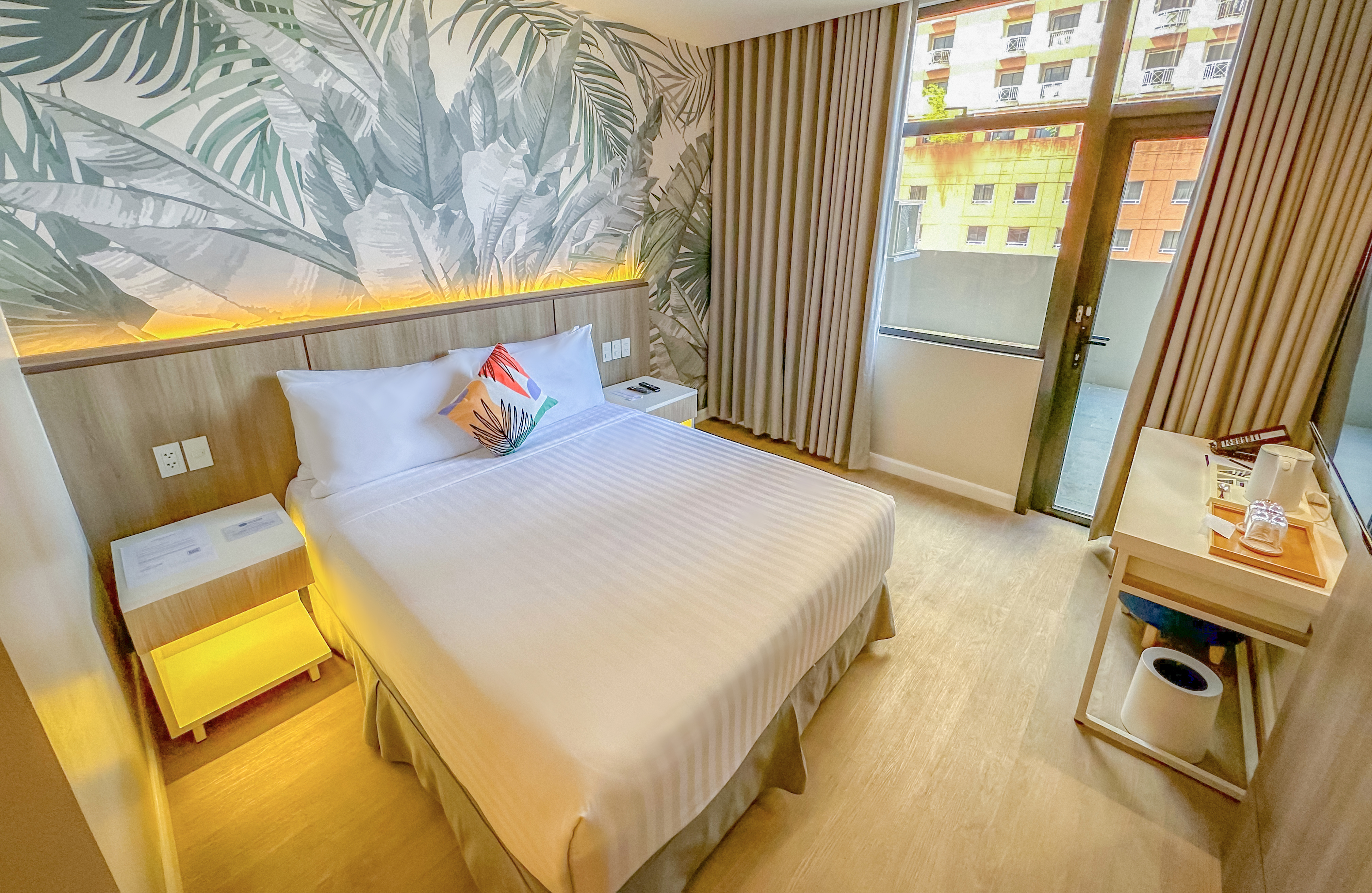 Harolds Hotel Quezon City 18/33