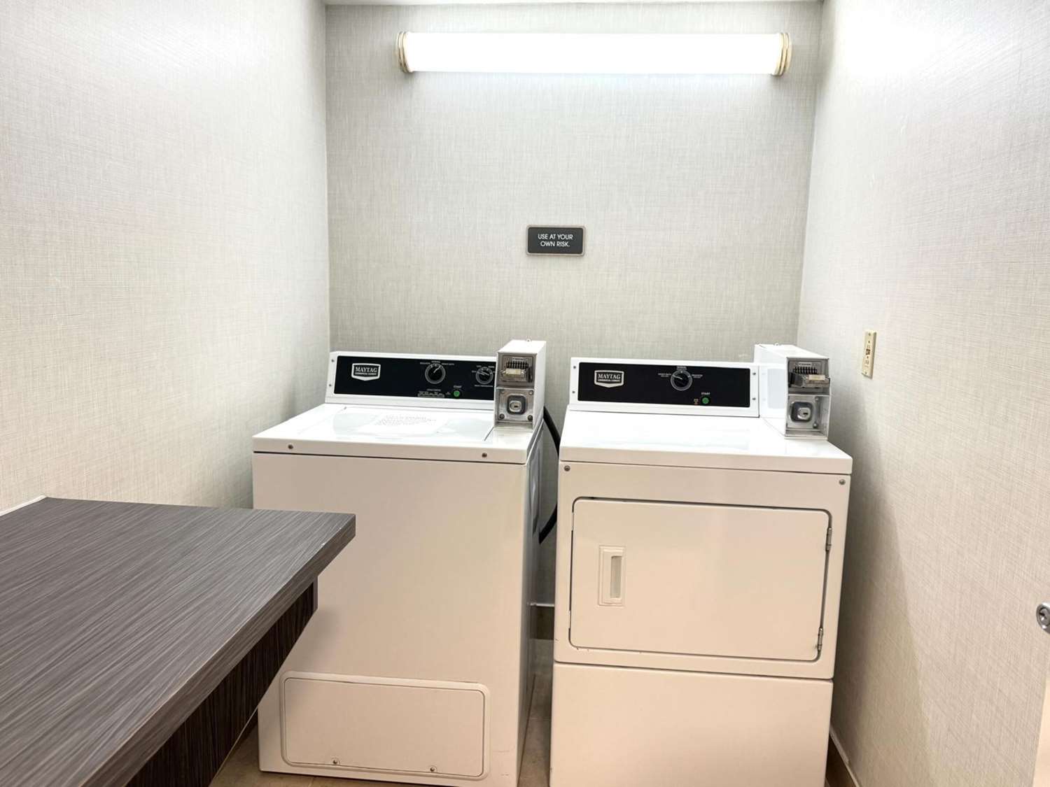 Comfort Inn St. Catherines 27/29