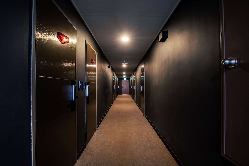 Haeden Hotel 43/45