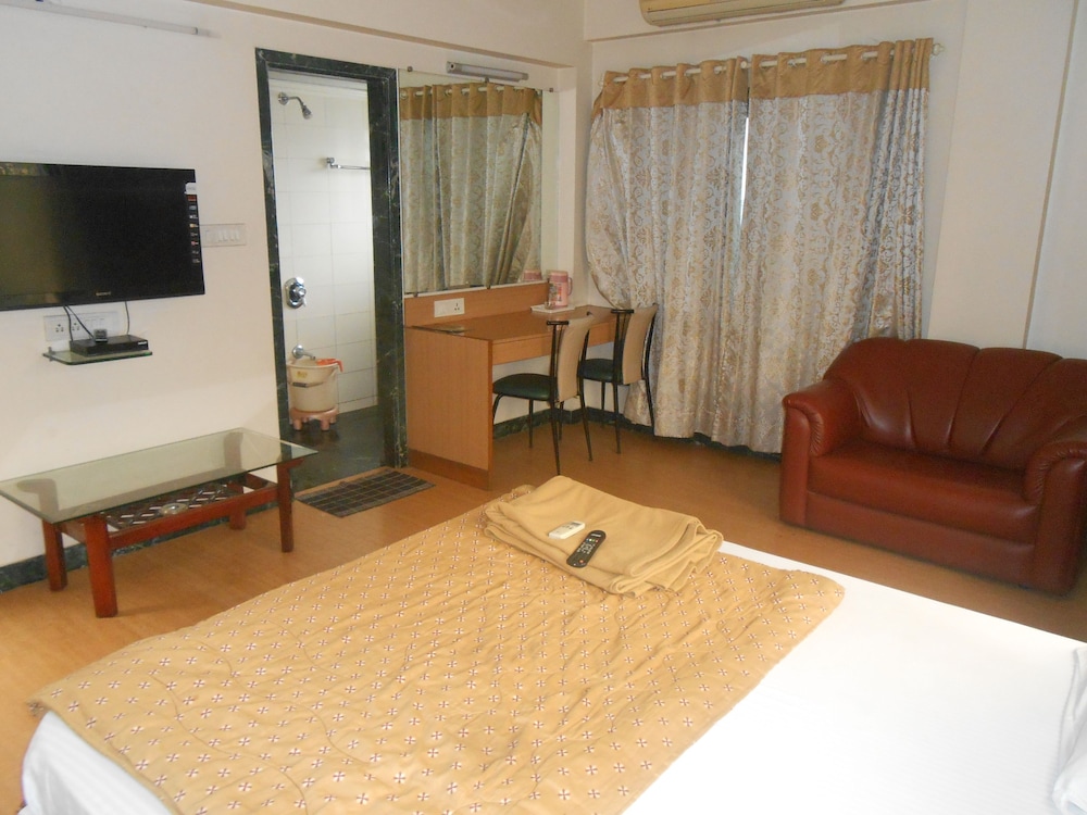 Hotel Pooja International 20/38