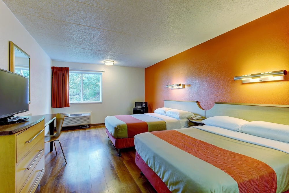 Motel6 York, PA - North 21/53