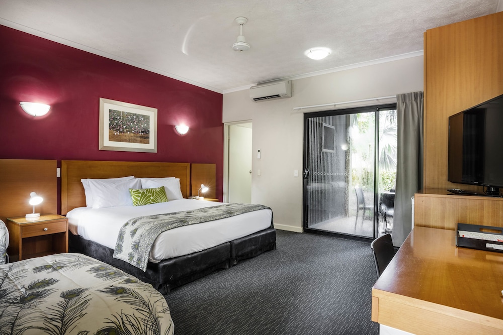 Mercure Darwin Airport Resort 36/83