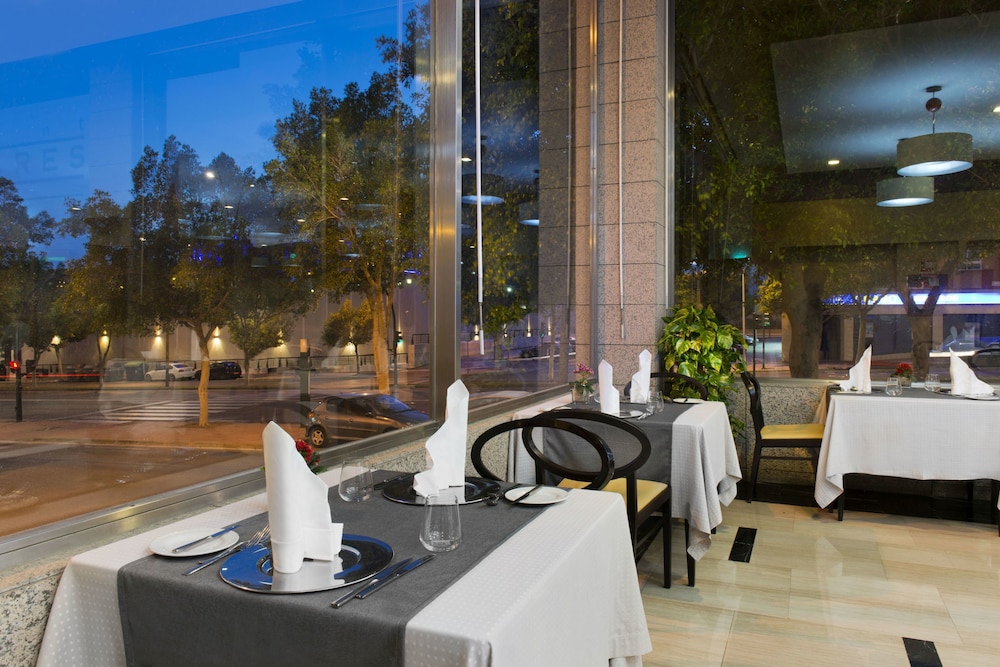 Elba Almeria Business & Convention Hotel 5/60
