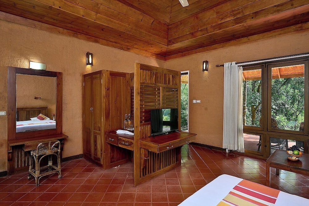 BANASURA HILL RESORT 20/50