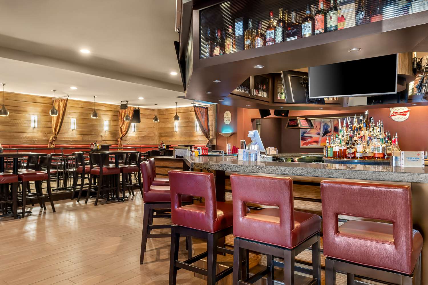 Best Western Newport Inn 33/43