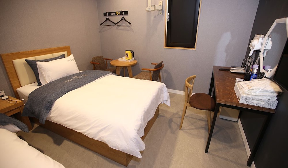 Hotel Ggulzam 16/50