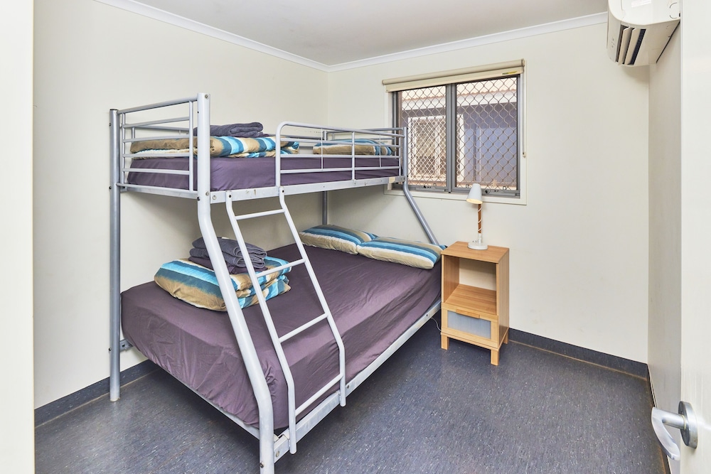 Exmouth Cape Holiday Park 31/39