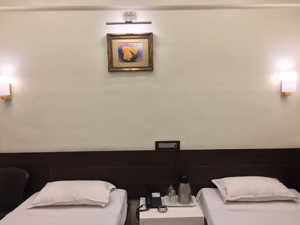 Hotel Shivkrupa 20/50